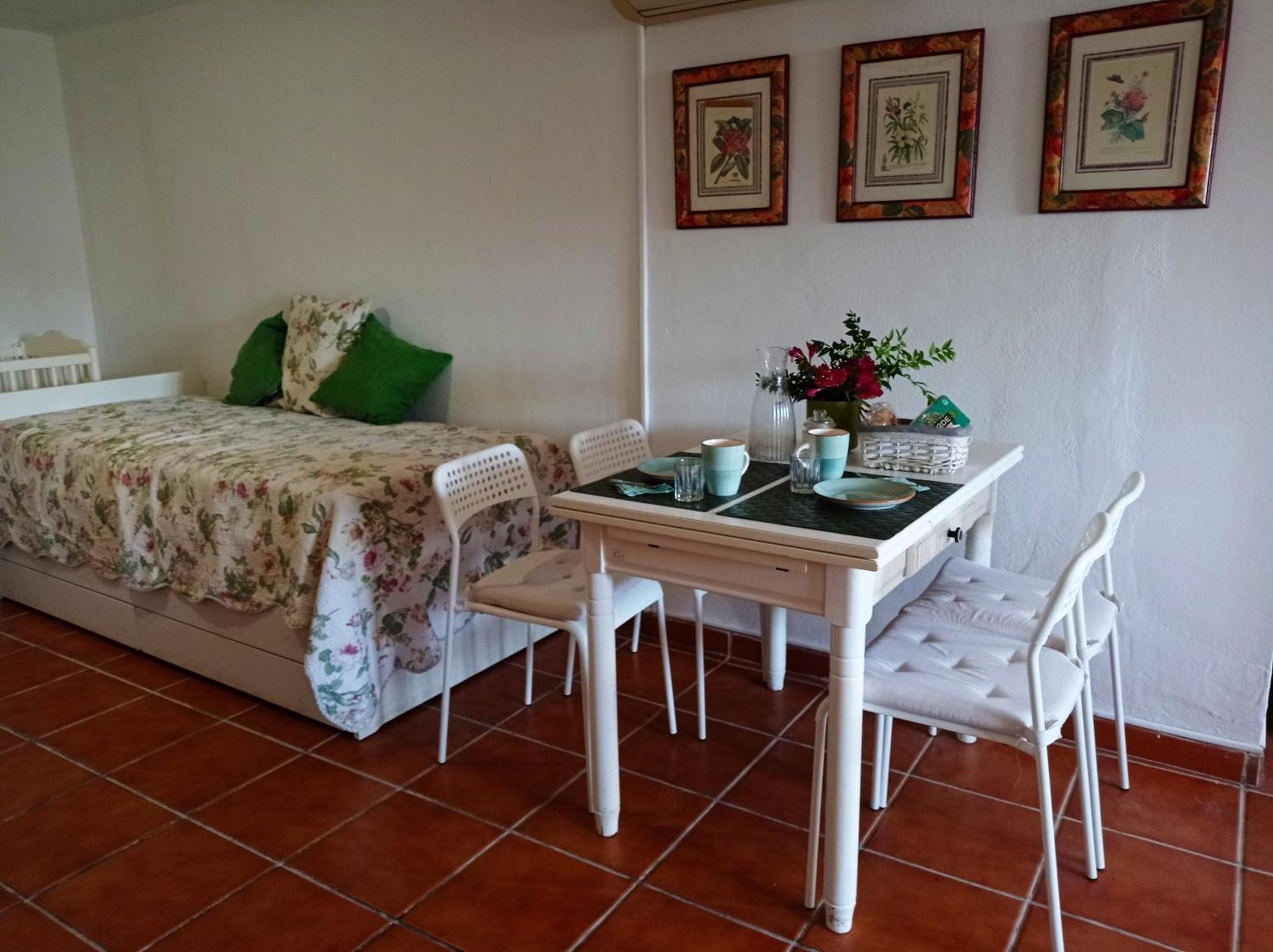 Apartamento-Estudio En Villa Con Piscina Málaga Kültér fotó