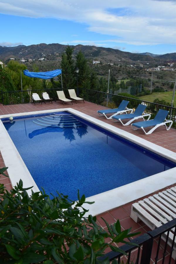 Apartamento-Estudio En Villa Con Piscina Málaga Kültér fotó